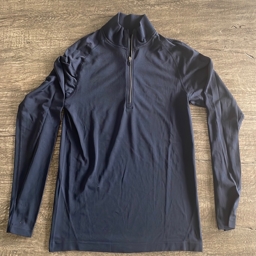 Mens Lululemon metal vent 1/4 zip shirt